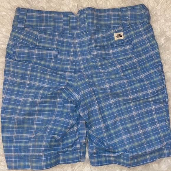 The North Face 10â V-Back Plaid Shorts, Size 6 - Picture 6 of 14
